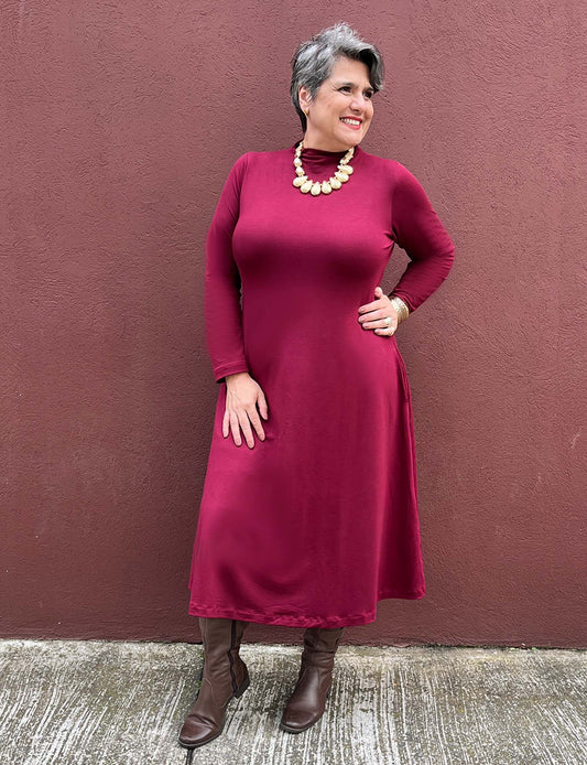Vestido Midi Plus Size Manga Longa Moletinho