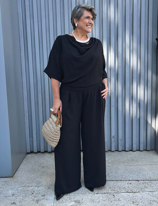 Calça Pantalona Plus Size Preta