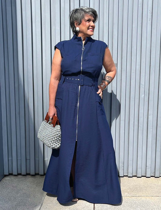 Vestido Longo Plus Size Utilitário Manga Curta Azul Marinho