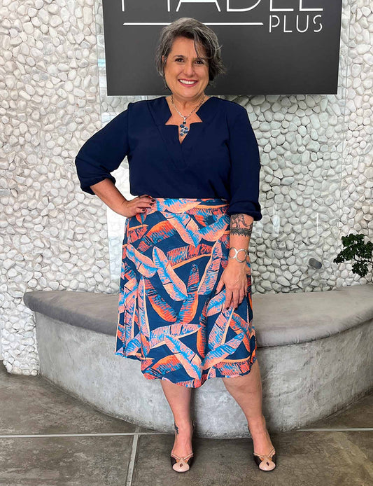Saia Plus Size Transpassada Estampada