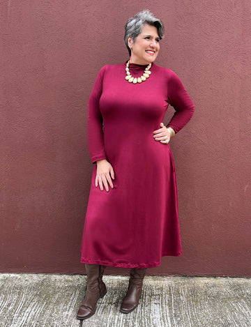 Vestido Midi Plus Size Manga Longa Moletinho