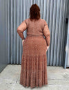 Vestido Longo Plus Size de Tule com Manga Longa