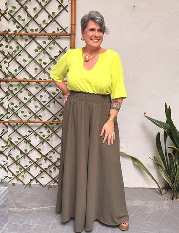 Calça Ampla Lastex Verde Militar