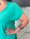 Blusa Plus Size Manga Japonesa com Gola