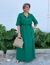 Vestido Plus Size com Gola e Zíper