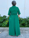 Vestido Plus Size com Gola e Zíper