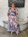 Vestido Longo Plus Size de Tule com Manga Longa