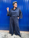 Blusa Ampla Manga Longa Plus Size com Gola