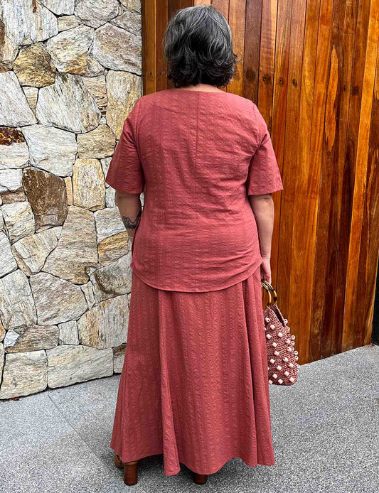 Blusa Manga Curta Plus Size Decote V com Botões Rosa Queimado
